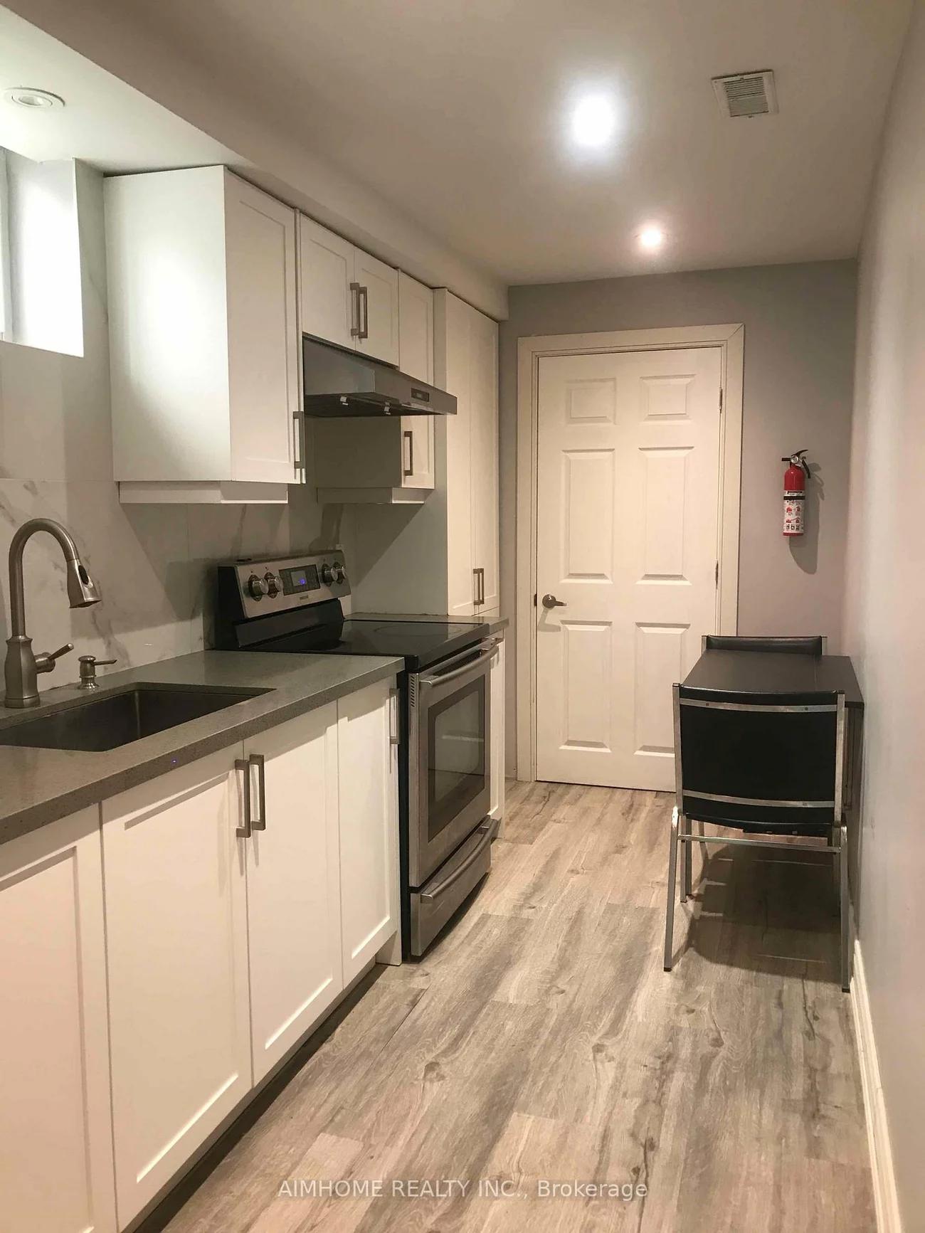 10, Portsmouth, Vellore Village, Vaughan