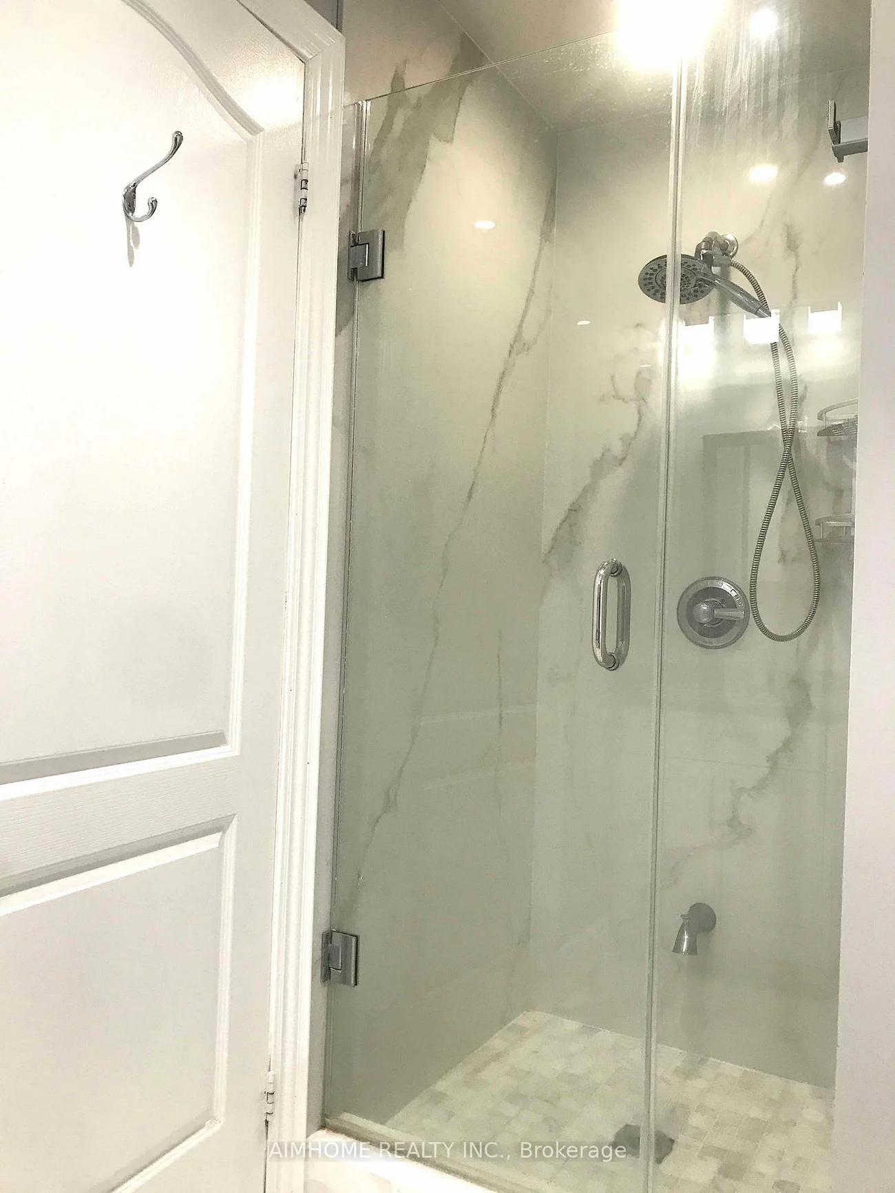 10, Portsmouth, Vellore Village, Vaughan