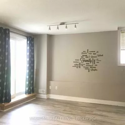10, Portsmouth, Vellore Village, Vaughan