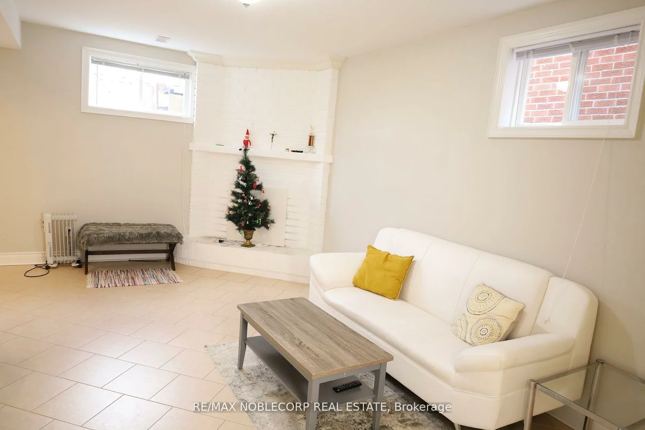 5, Twinberry, East Woodbridge, Vaughan