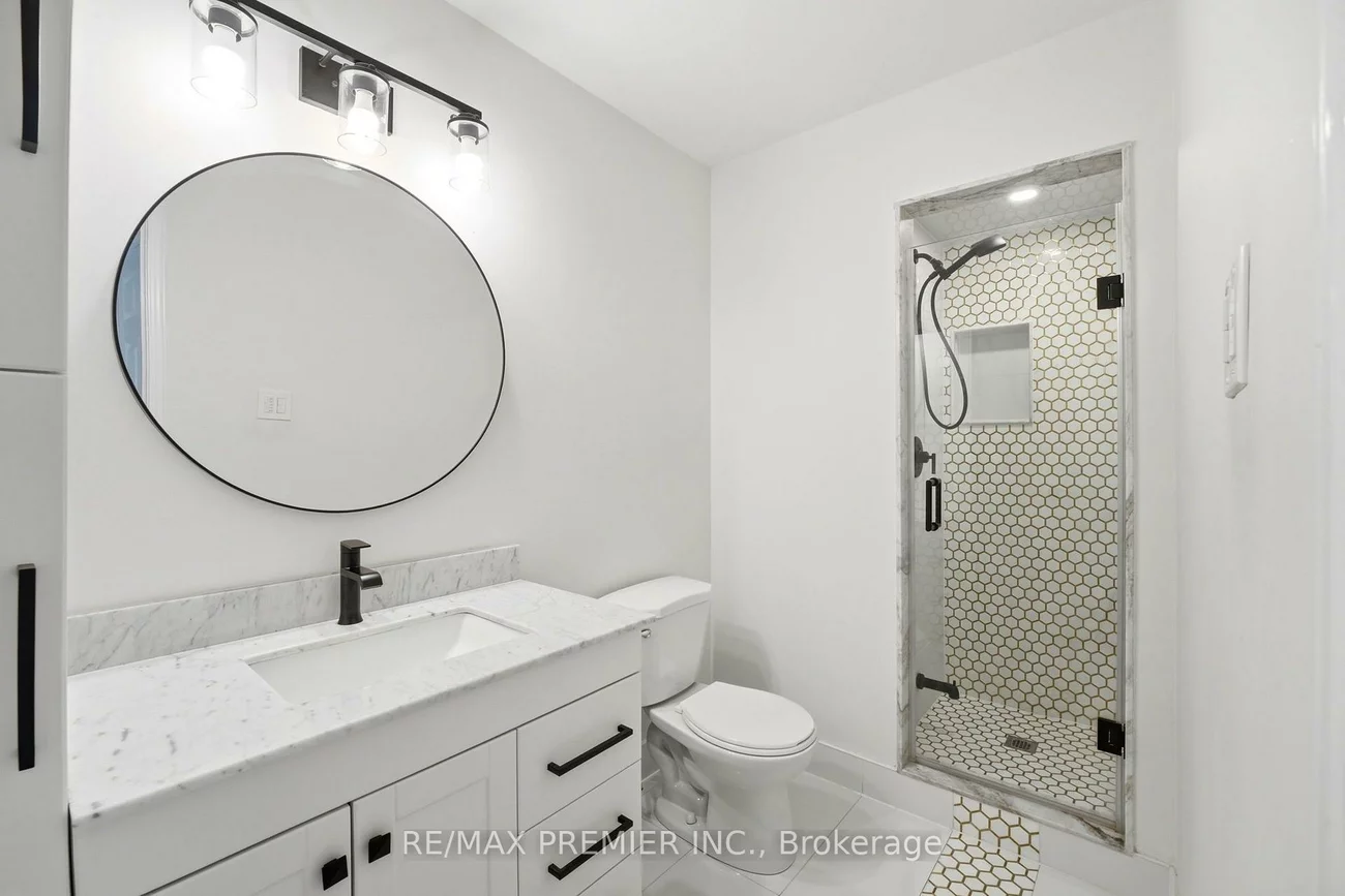 21, Avon, East Woodbridge, Vaughan