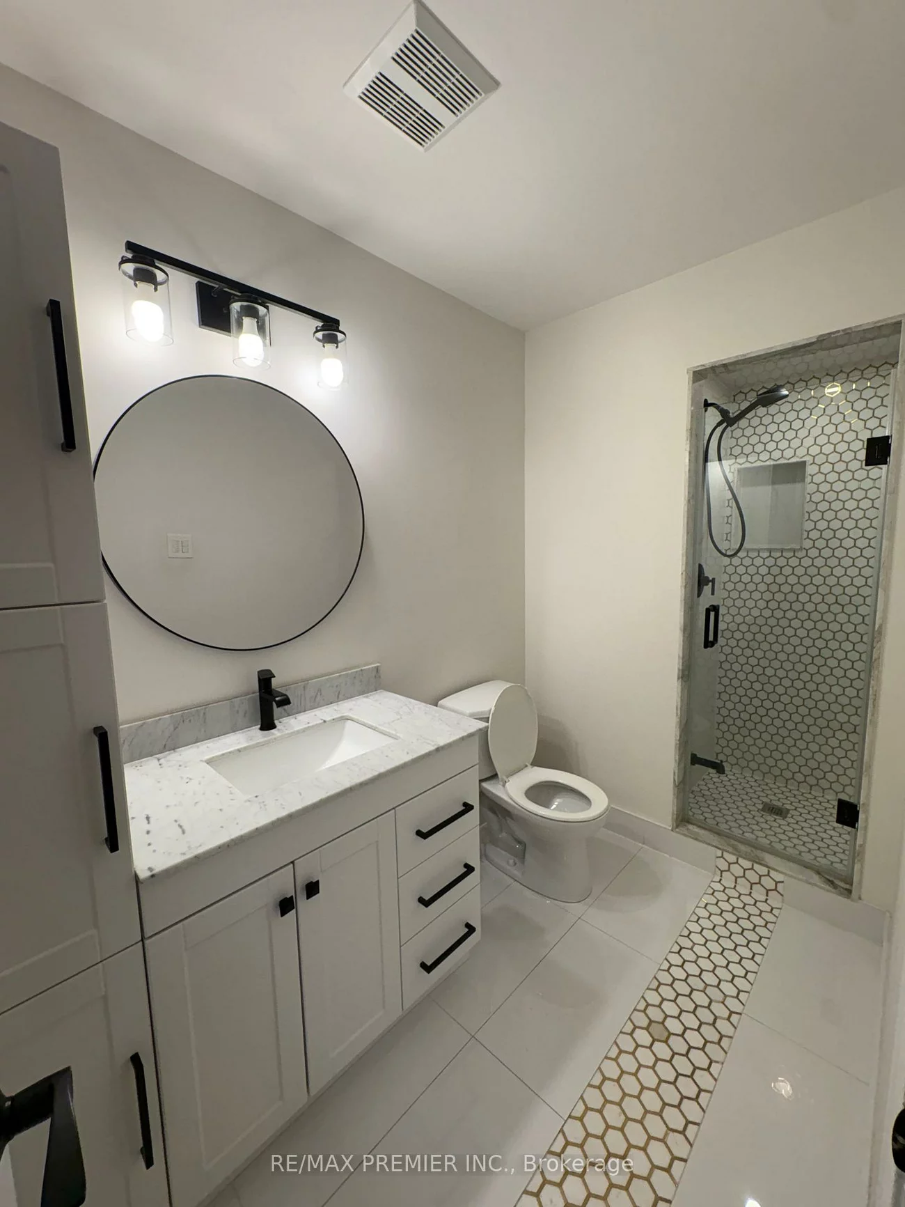21, Avon, East Woodbridge, Vaughan
