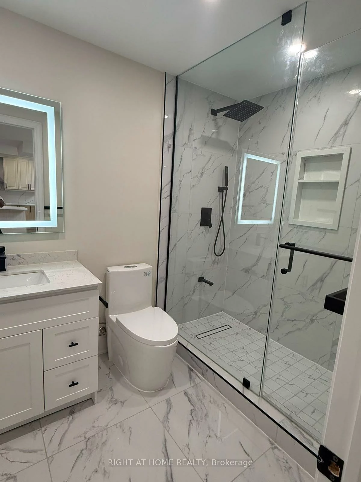 2, Chesney, Kleinburg, Vaughan