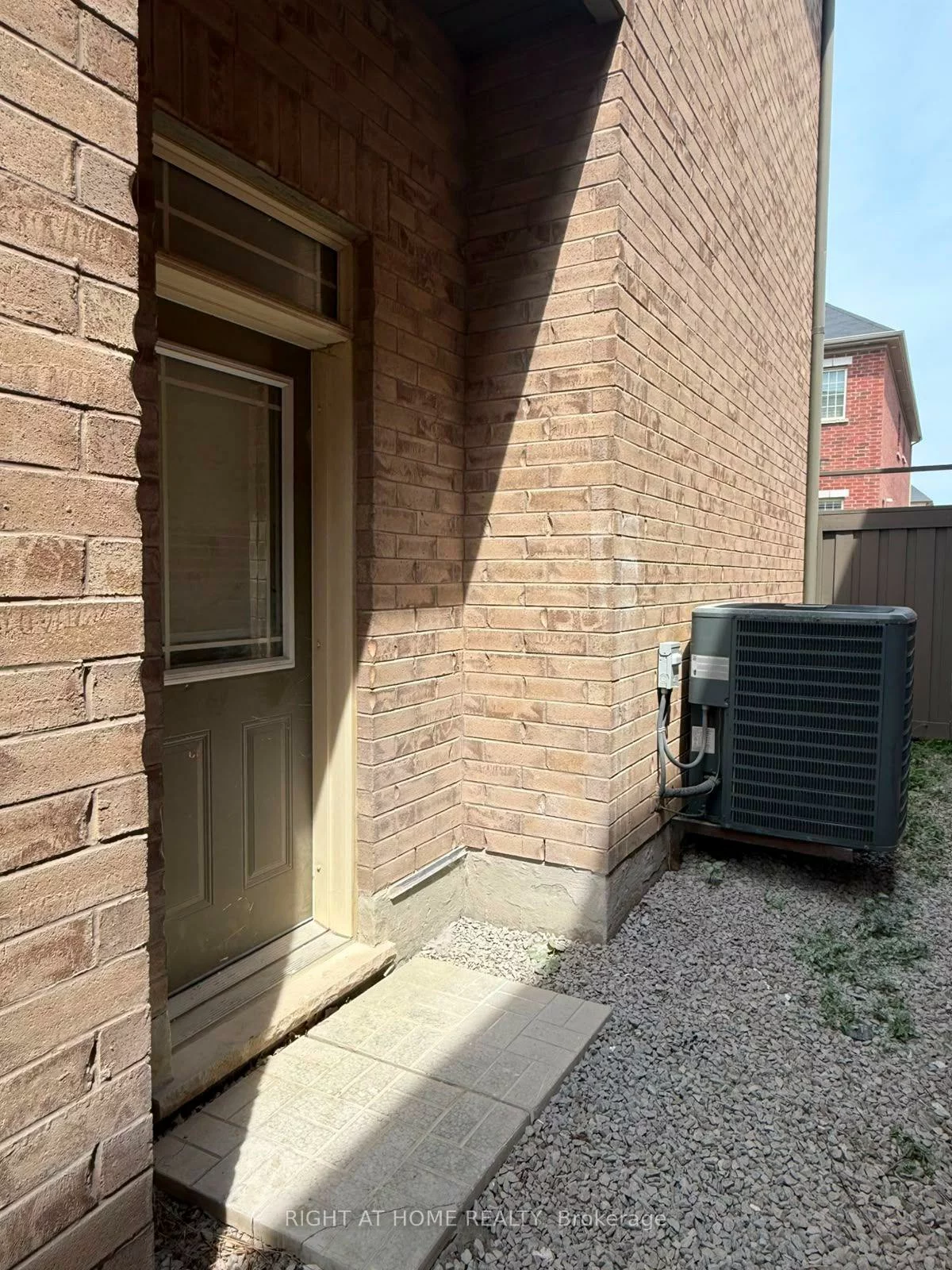 2, Chesney, Kleinburg, Vaughan