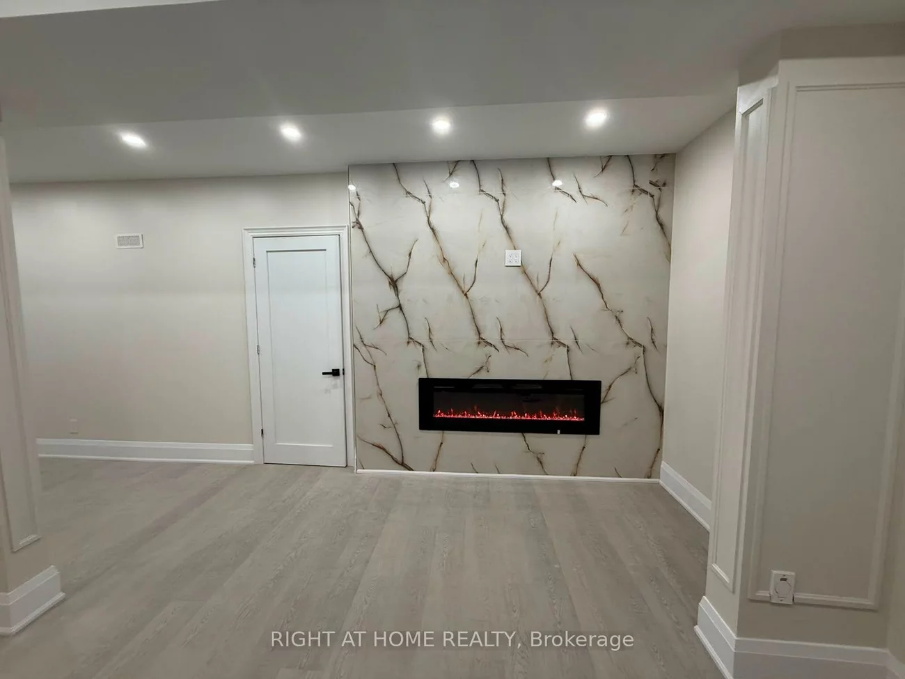 2, Chesney, Kleinburg, Vaughan
