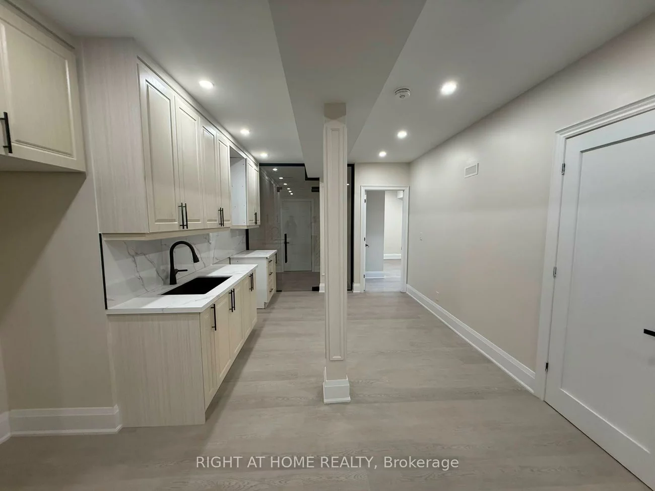 2, Chesney, Kleinburg, Vaughan