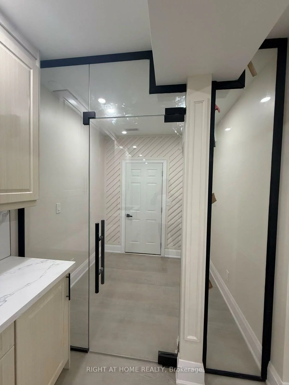 2, Chesney, Kleinburg, Vaughan