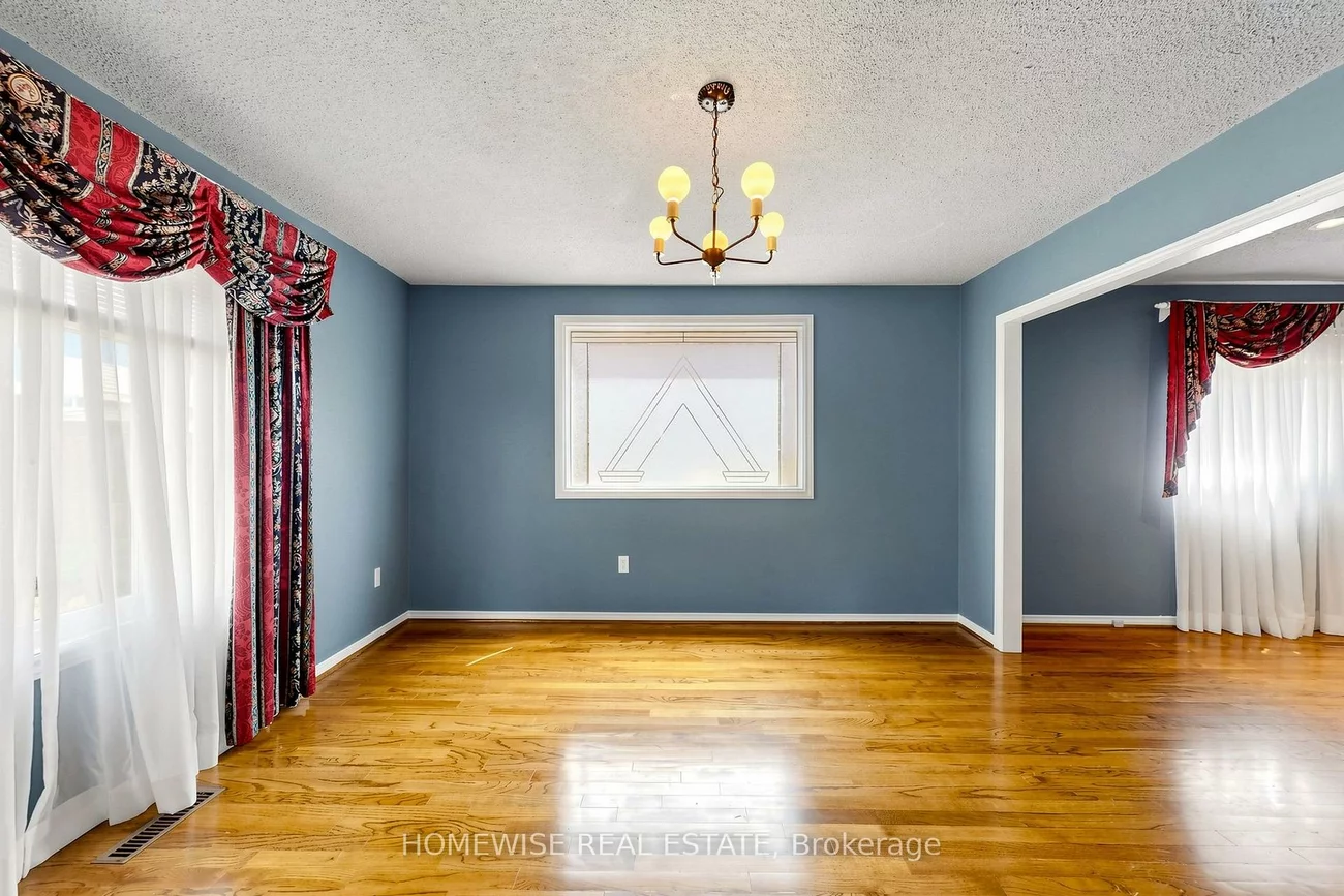 11, Briarcliffe, Brownridge, Vaughan