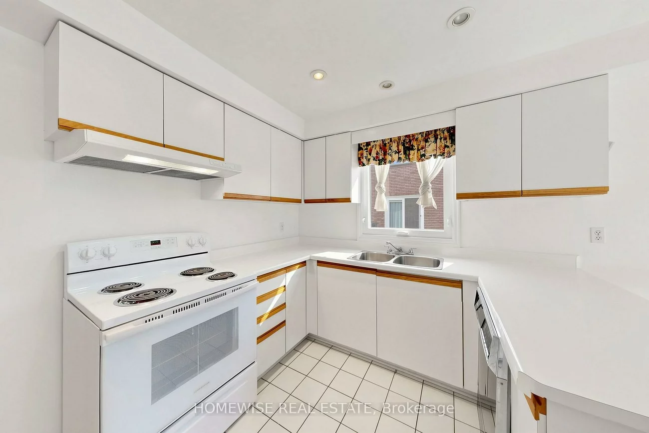 11, Briarcliffe, Brownridge, Vaughan