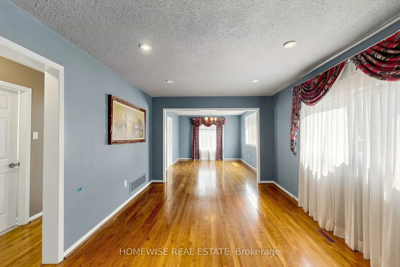11, Briarcliffe, Brownridge, Vaughan