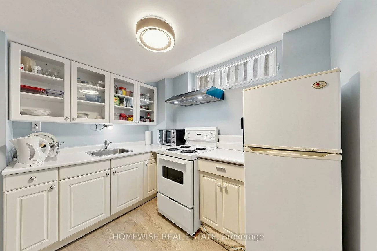 11, Briarcliffe, Brownridge, Vaughan