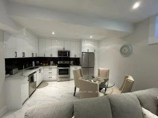 25, Lancer, Maple, Vaughan