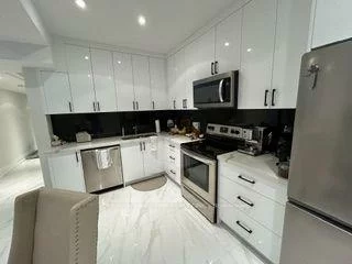 25, Lancer, Maple, Vaughan