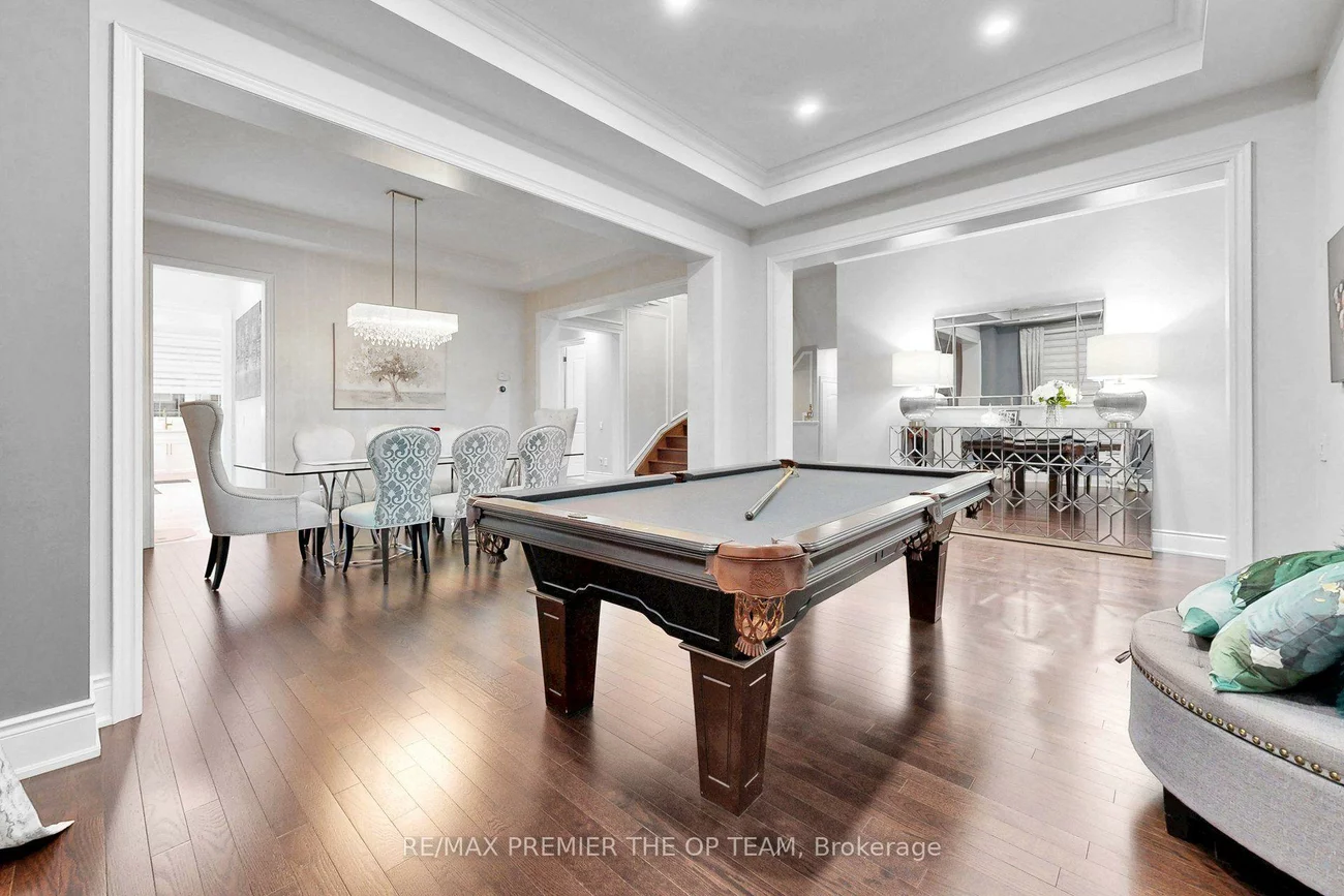 60, Chesney, Kleinburg, Vaughan
