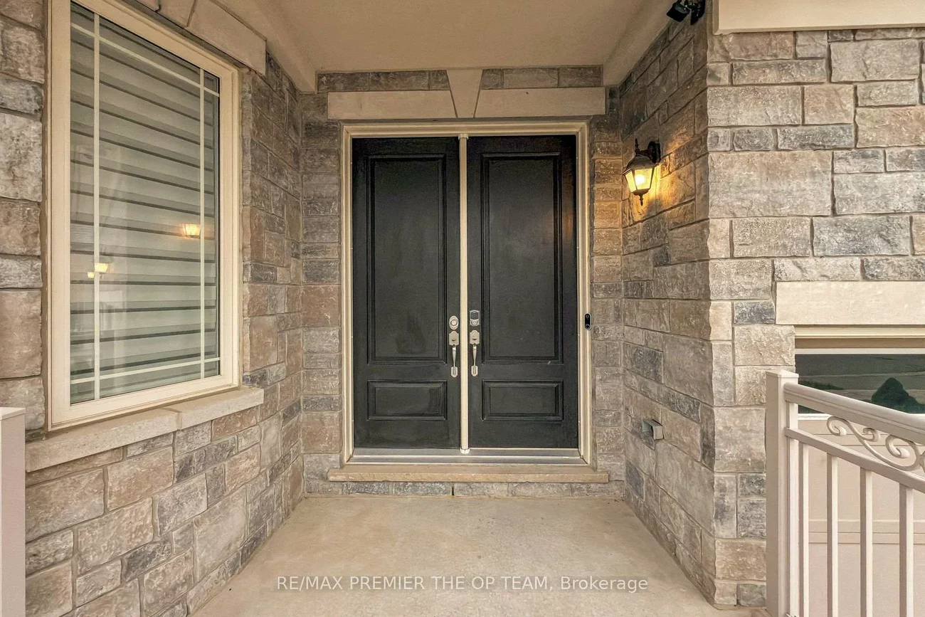 60, Chesney, Kleinburg, Vaughan