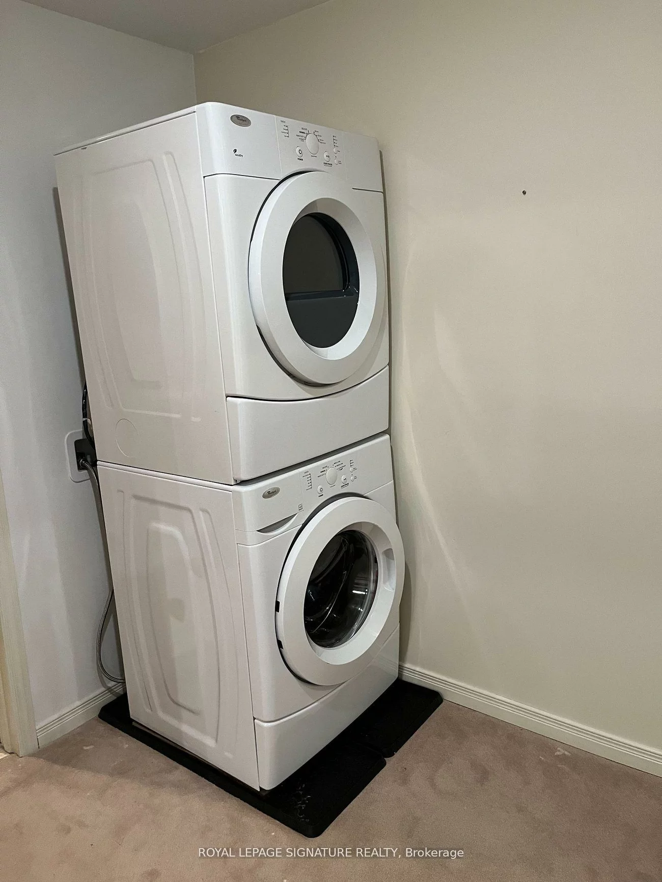 686, York Hill, Crestwood-Springfarm-Yorkhill, Vaughan