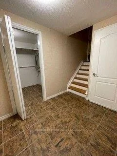 33, Albany, West Woodbridge, Vaughan