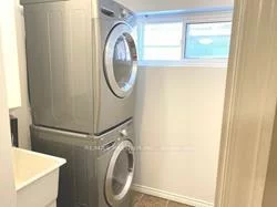 33, Albany, West Woodbridge, Vaughan