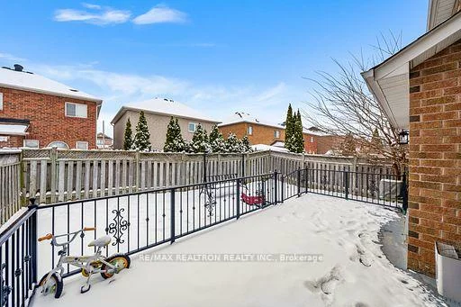 23, Tierra, Vellore Village, Vaughan