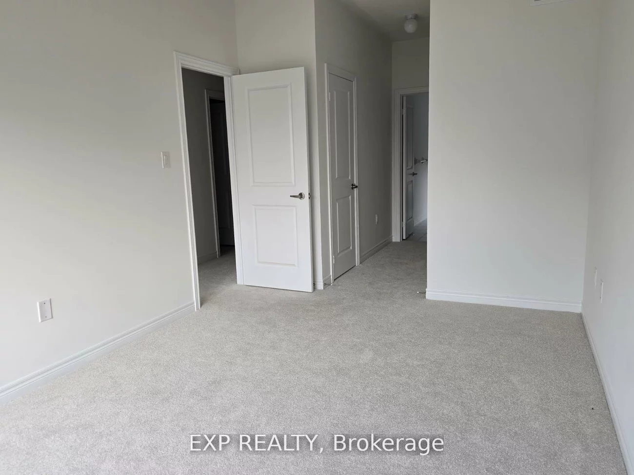 80, Singhampton, Kleinburg, Vaughan