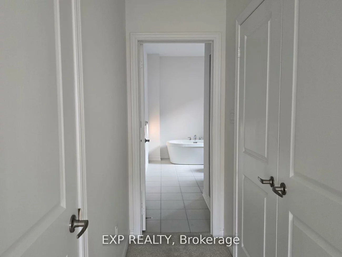80, Singhampton, Kleinburg, Vaughan