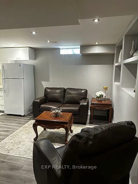 49, Governor, East Woodbridge, Vaughan