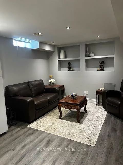 49, Governor, East Woodbridge, Vaughan