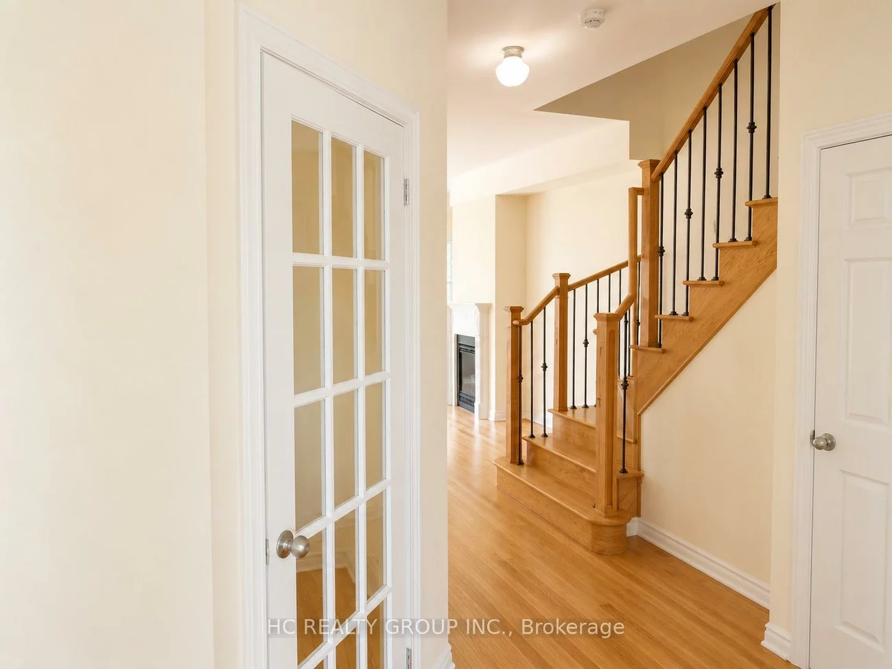 11, Sandwell, Vellore Village, Vaughan