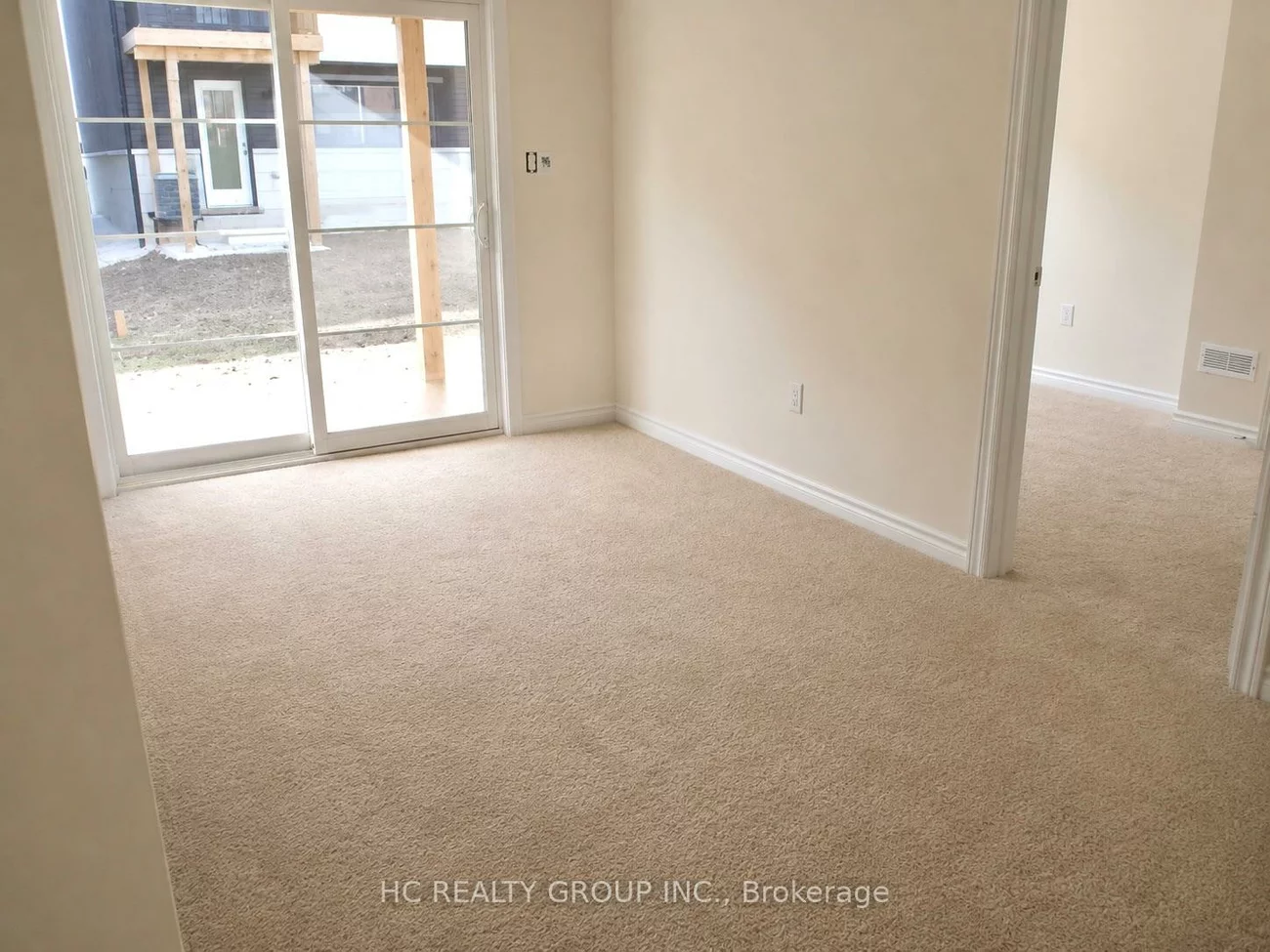 11, Sandwell, Vellore Village, Vaughan