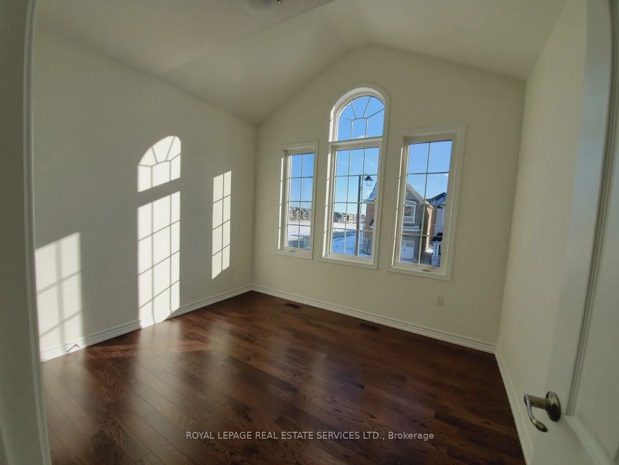 14, Morning Sparrow, Kleinburg, Vaughan