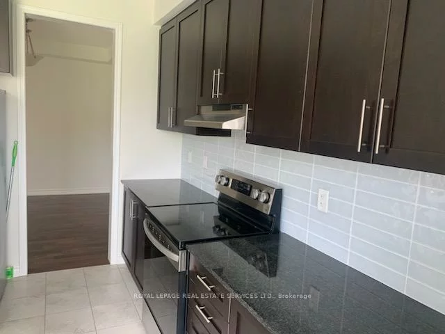 14, Morning Sparrow, Kleinburg, Vaughan
