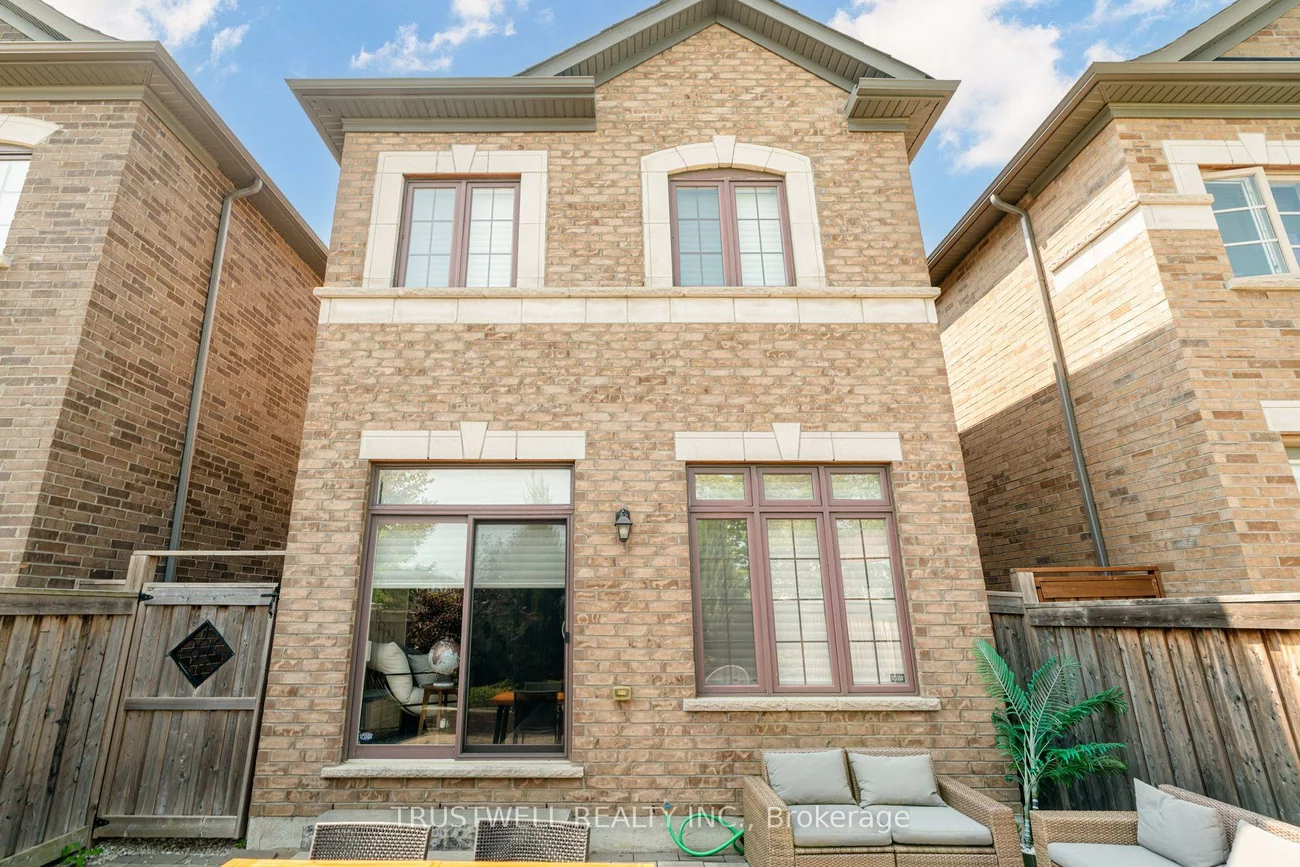 128, Hatton Garden, Vellore Village, Vaughan