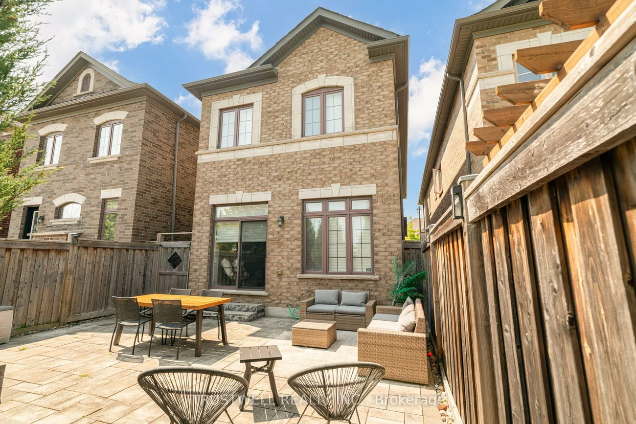 128, Hatton Garden, Vellore Village, Vaughan