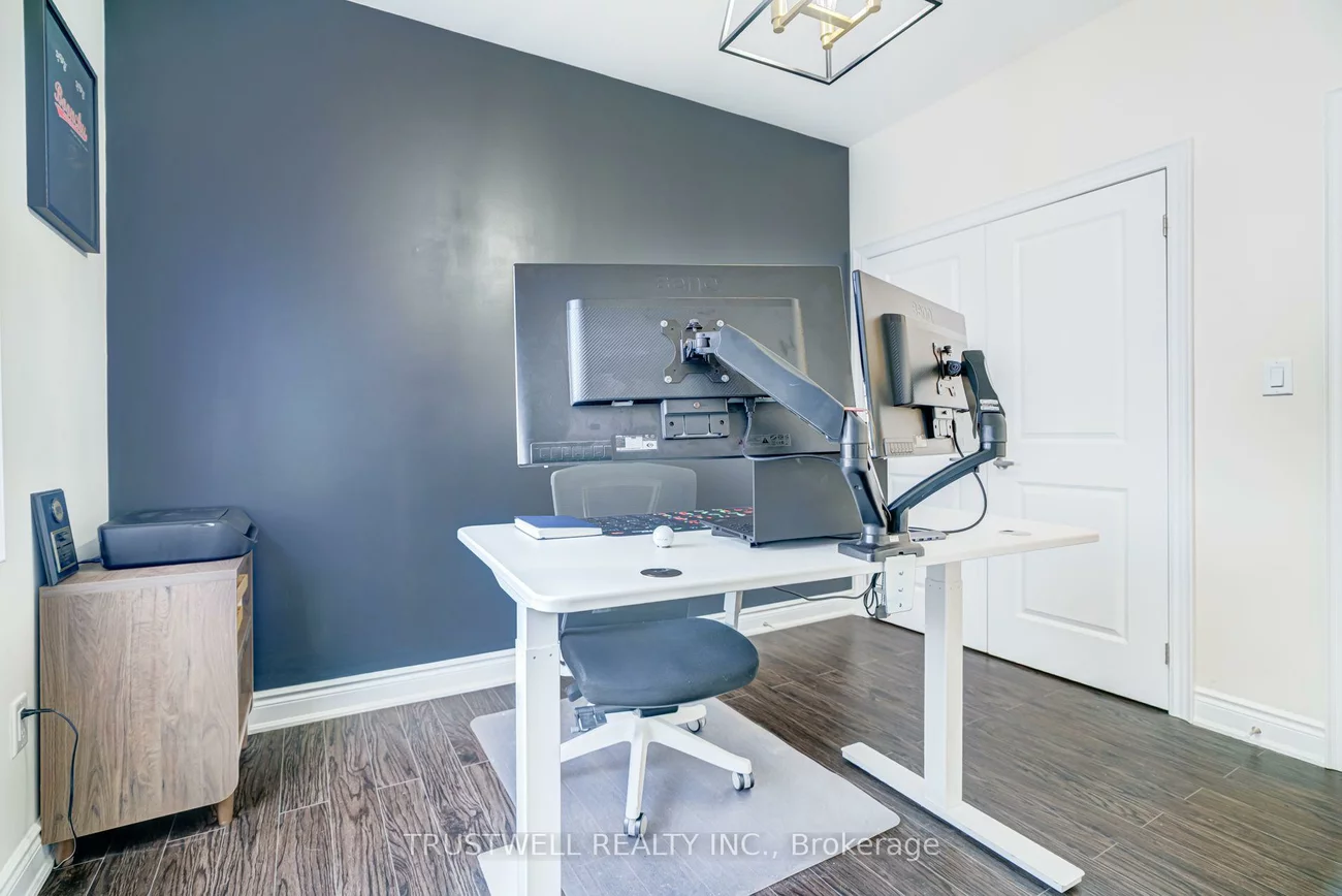 128, Hatton Garden, Vellore Village, Vaughan