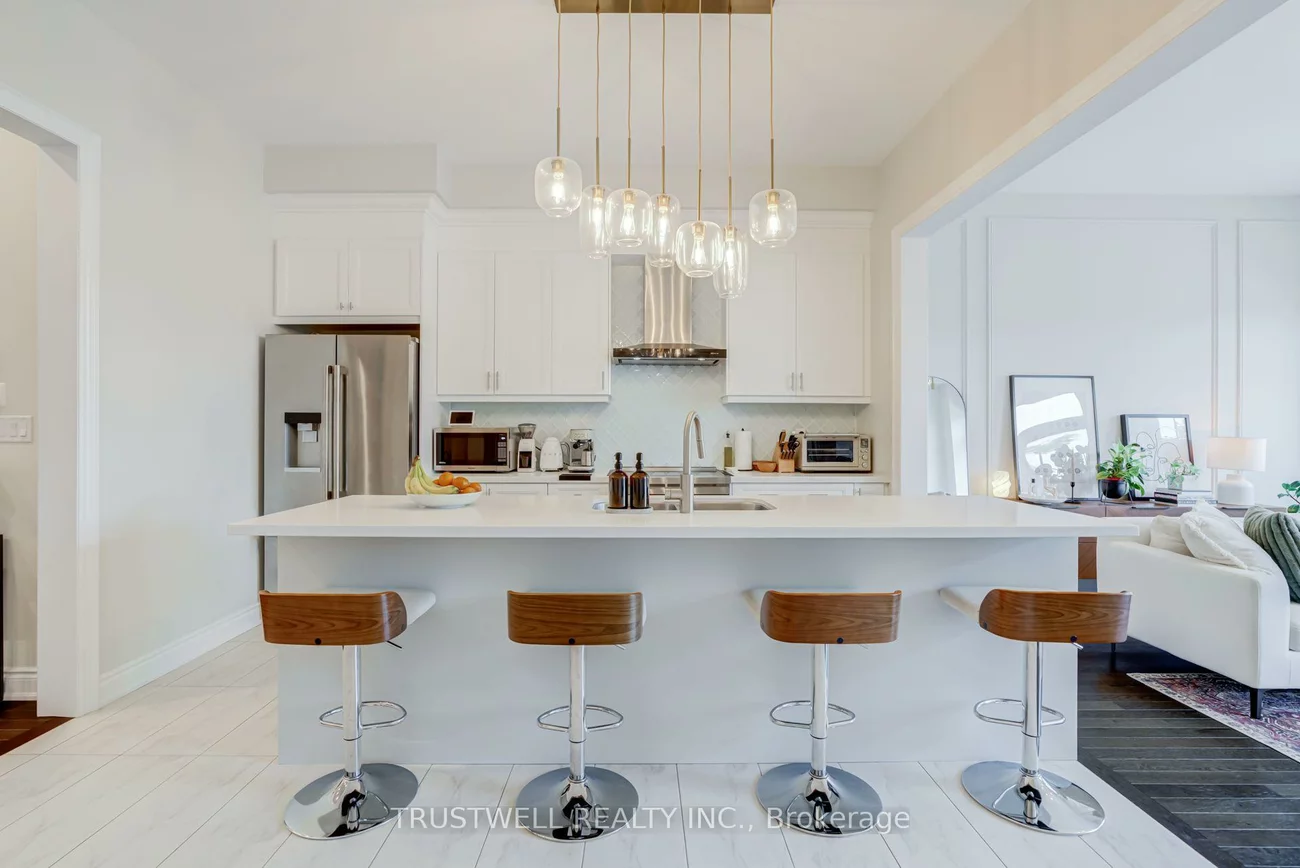 128, Hatton Garden, Vellore Village, Vaughan
