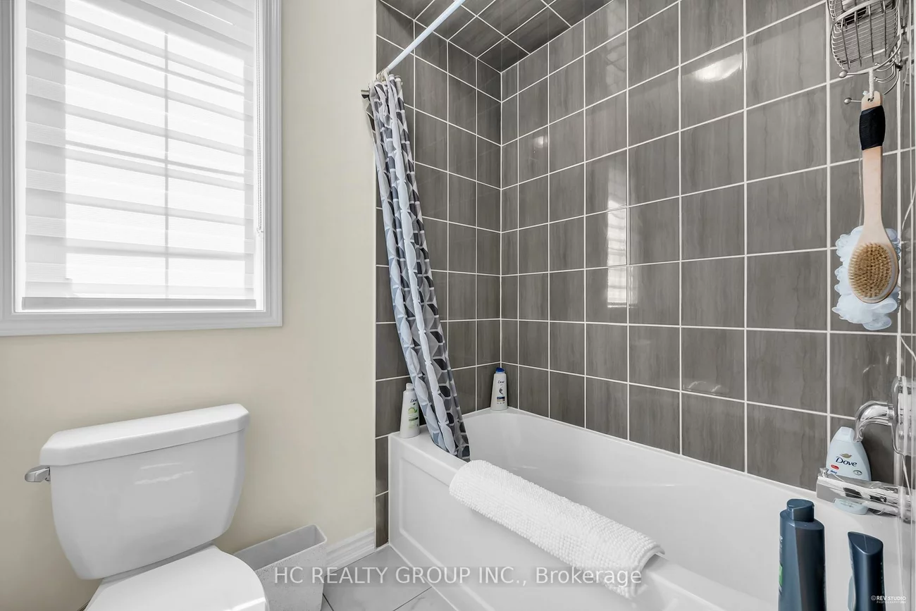 50, Faust, Kleinburg, Vaughan