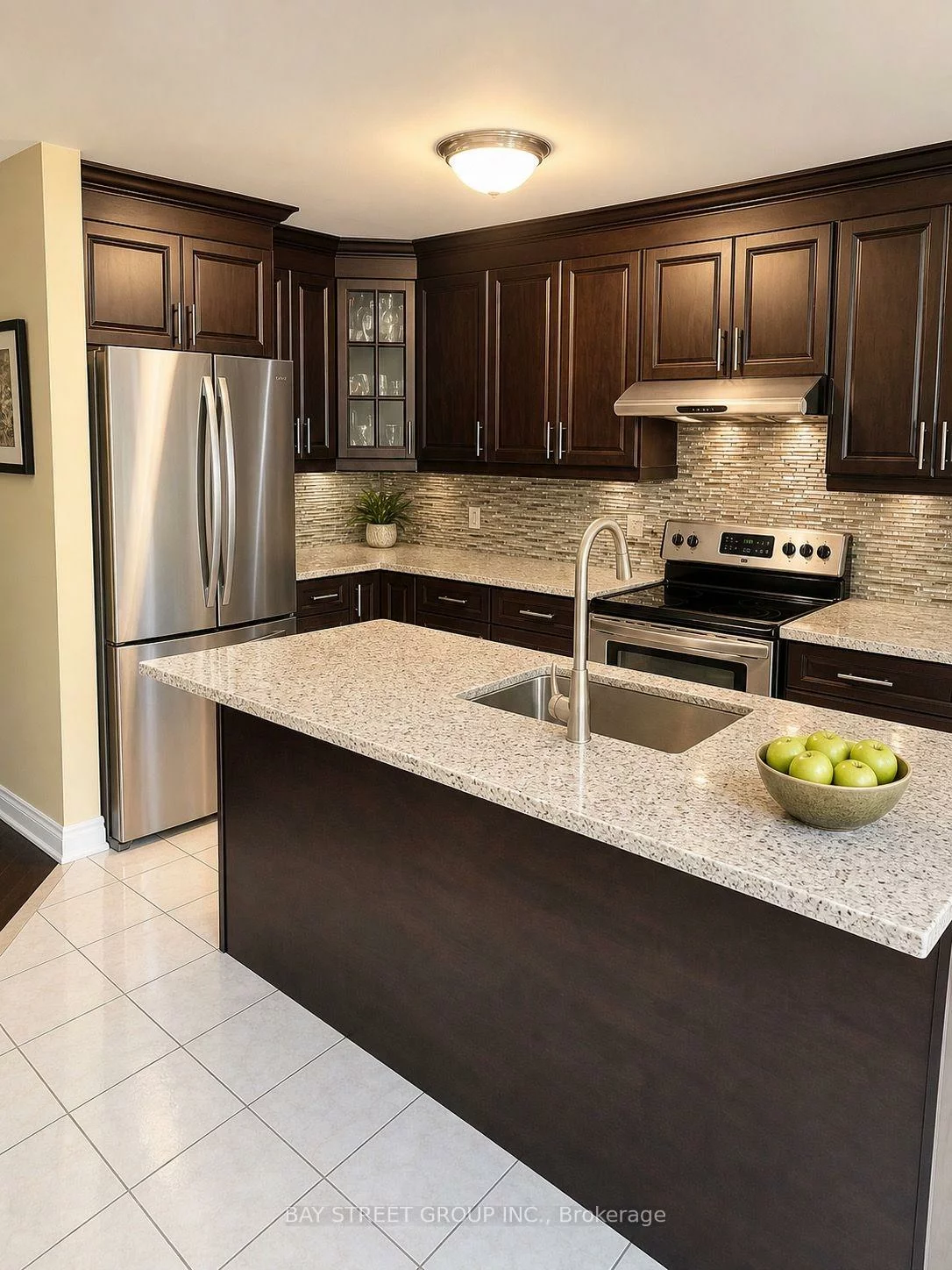 19, Casabel, Vellore Village, Vaughan