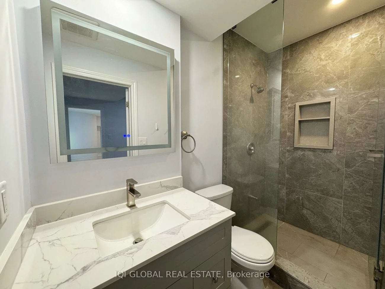 82, Madoc, Vellore Village, Vaughan