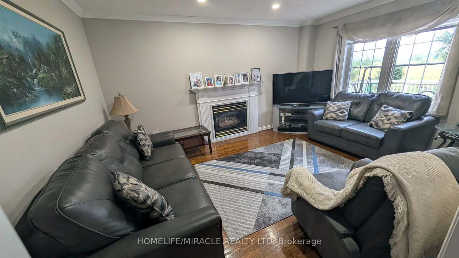 65, Timber, East Woodbridge, Vaughan