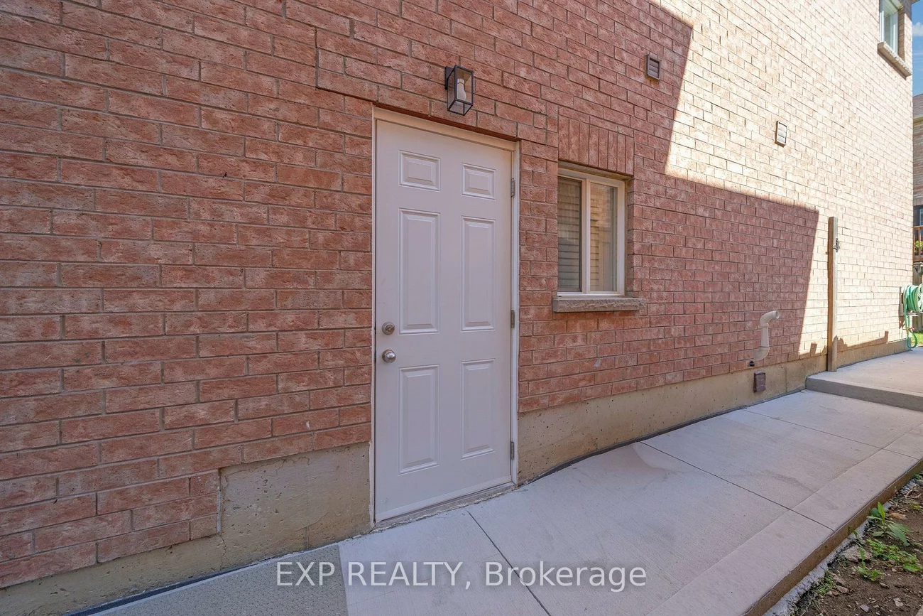 25, La Cassandra, Vellore Village, Vaughan