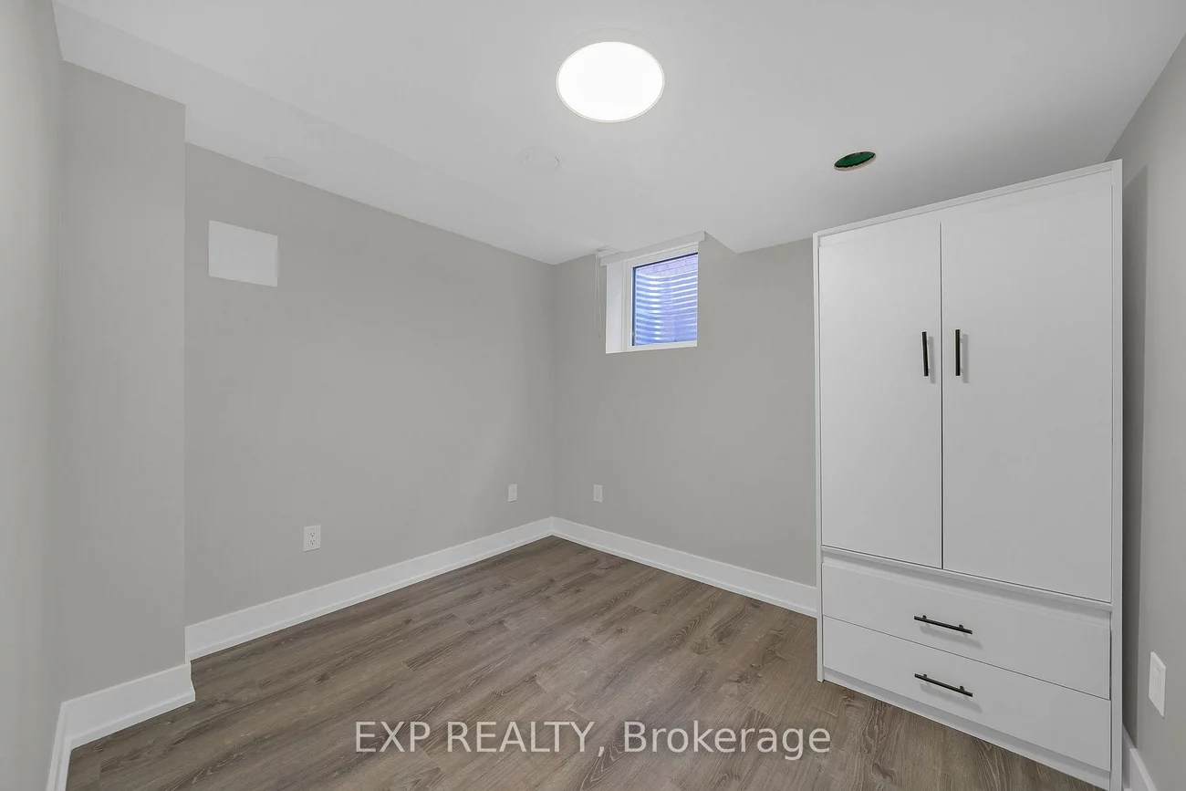 25, La Cassandra, Vellore Village, Vaughan
