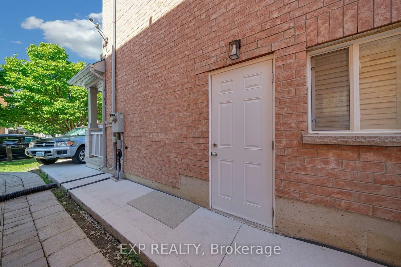 25, La Cassandra, Vellore Village, Vaughan