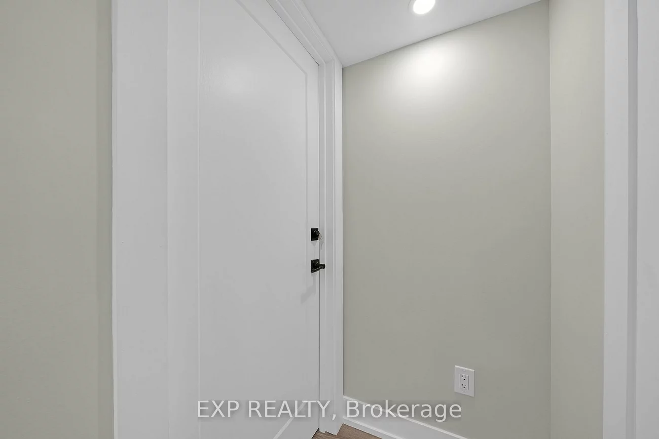 25, La Cassandra, Vellore Village, Vaughan