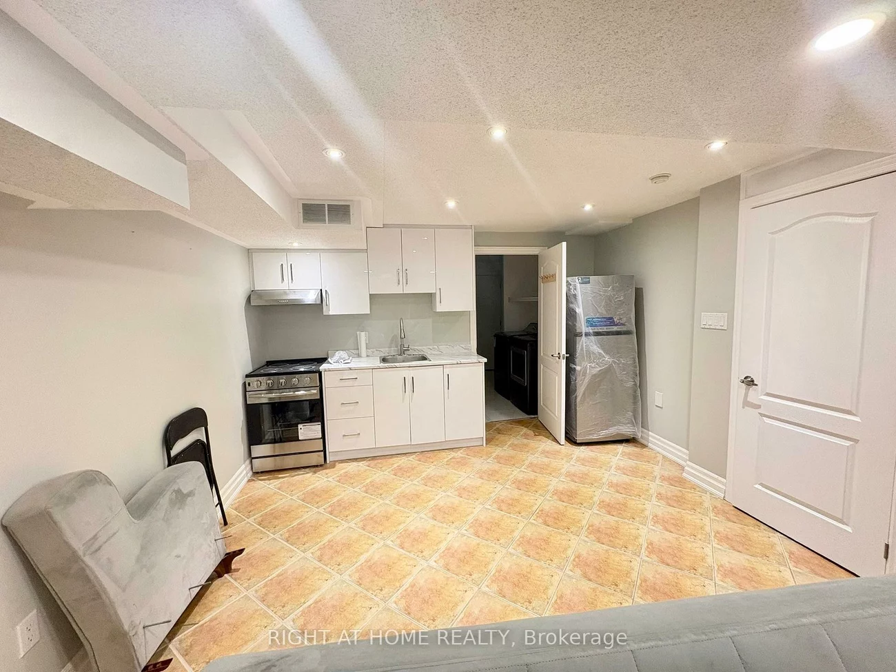 287, Wildberry, Vellore Village, Vaughan