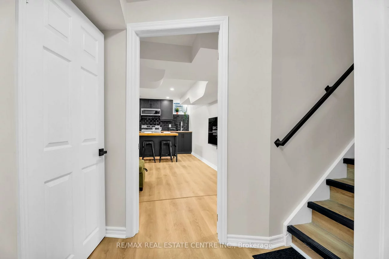 67, Ferdinand, Vellore Village, Vaughan