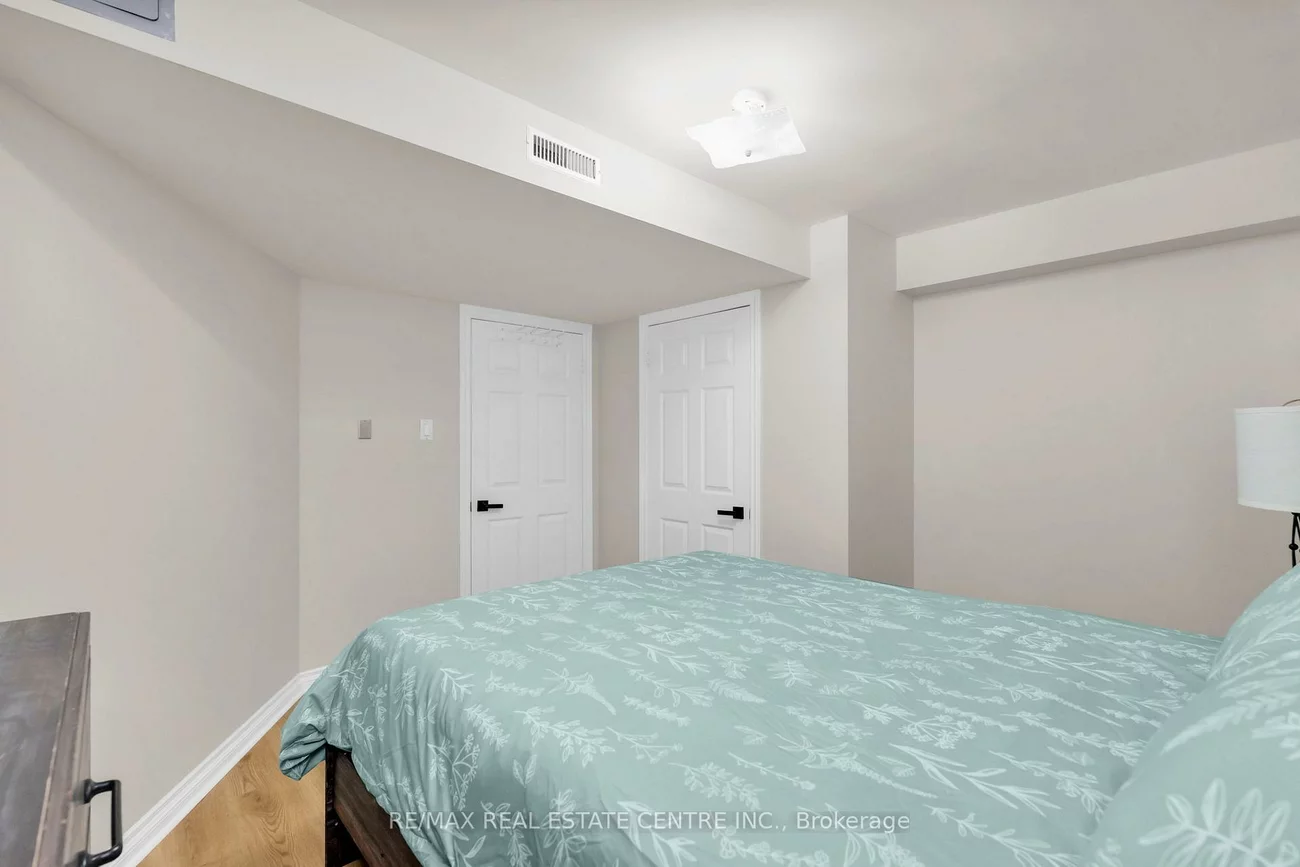 67, Ferdinand, Vellore Village, Vaughan
