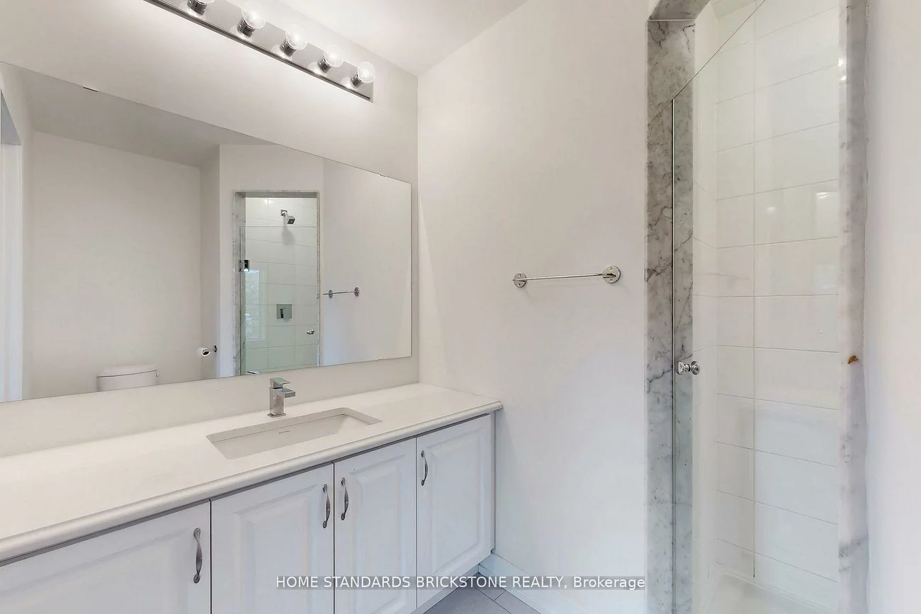 215, Salterton, Rural Vaughan, Vaughan