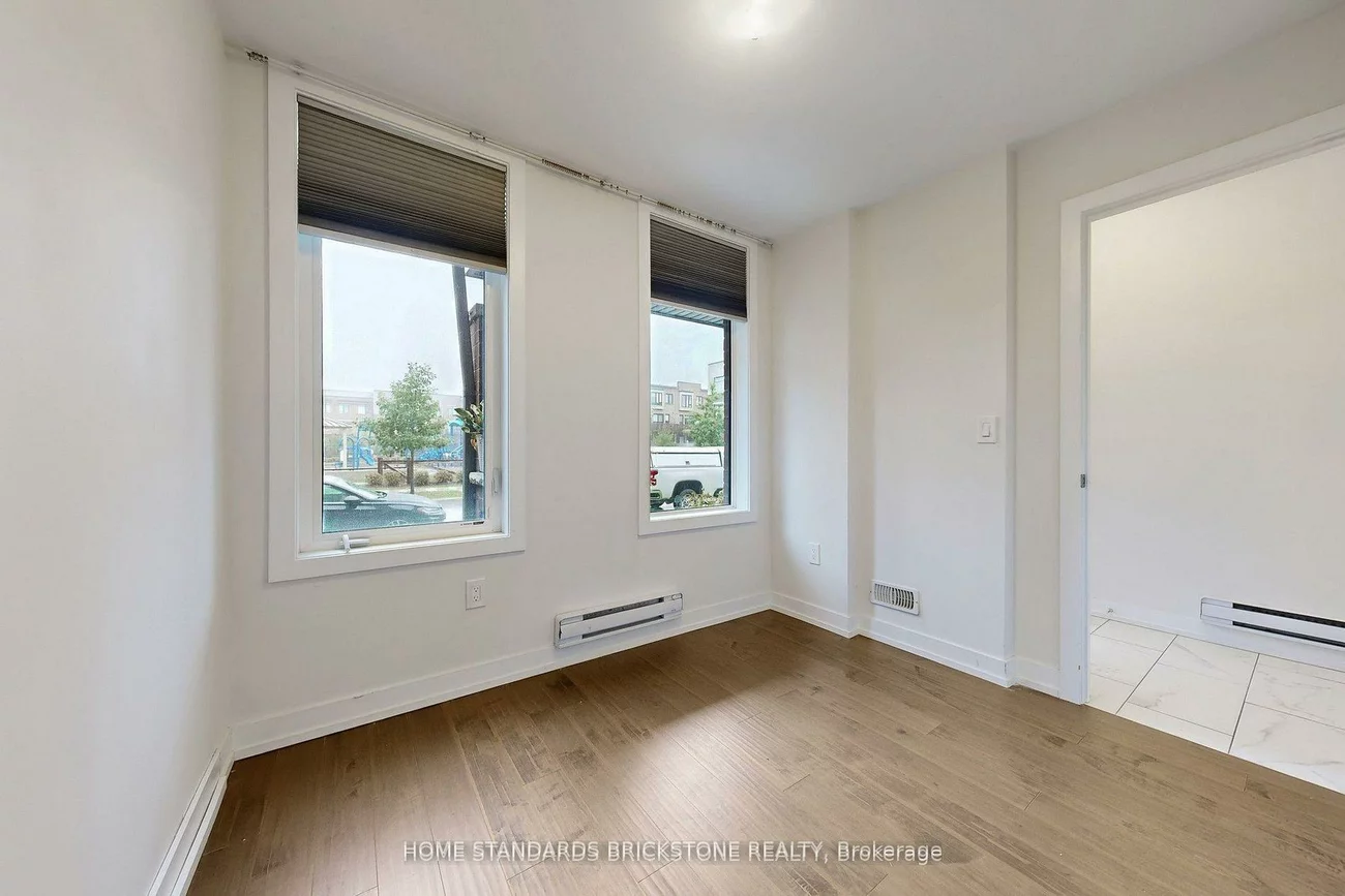 215, Salterton, Rural Vaughan, Vaughan