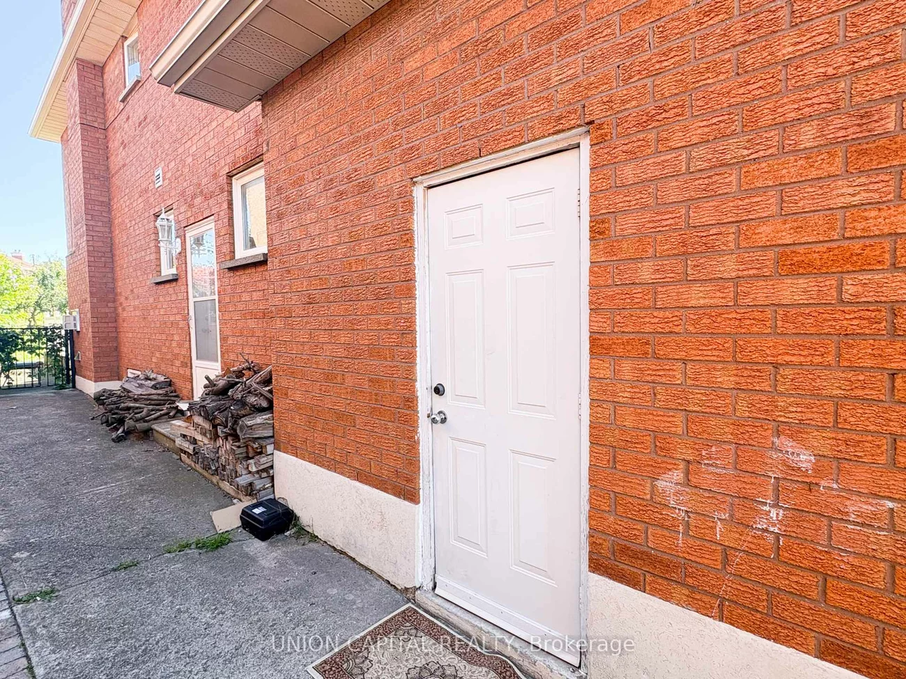 300, Belview, East Woodbridge, Vaughan