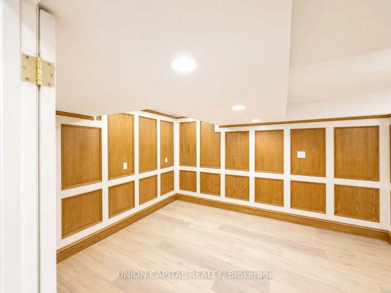 300, Belview, East Woodbridge, Vaughan